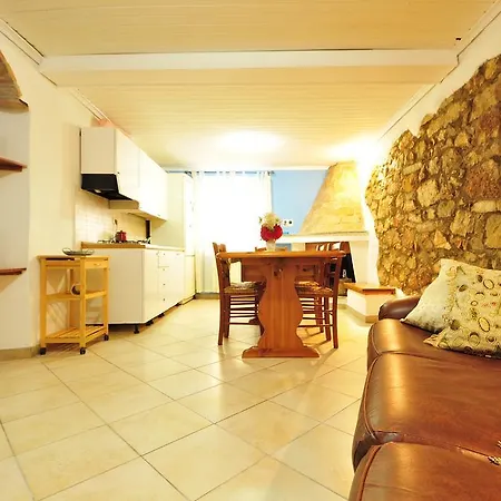 Guest house Albus Guest House *